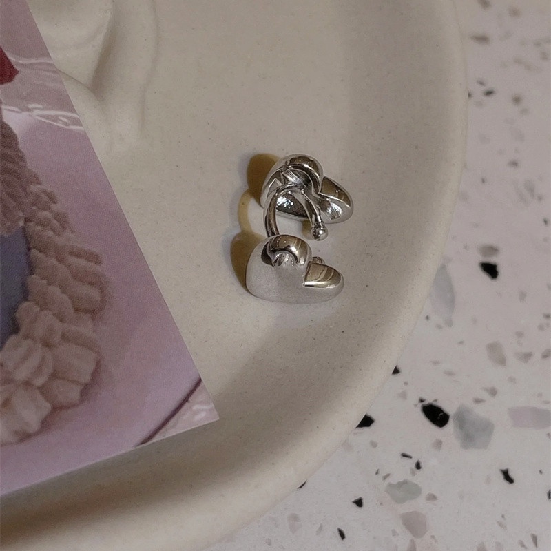Khuyên tai WE FLOWER dạng kẹp không xỏ mạ bạc thiết kế trái tim 3D cá tính thời trang làm quà tặng dành cho nữ