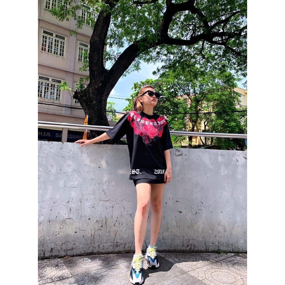 Thun tay lỡ in nổi họa tiết hoa hồng