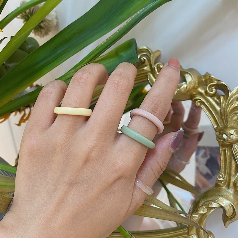 Set 5 nhẫn iF YOU bằng nhựa resin màu trơn đơn giản