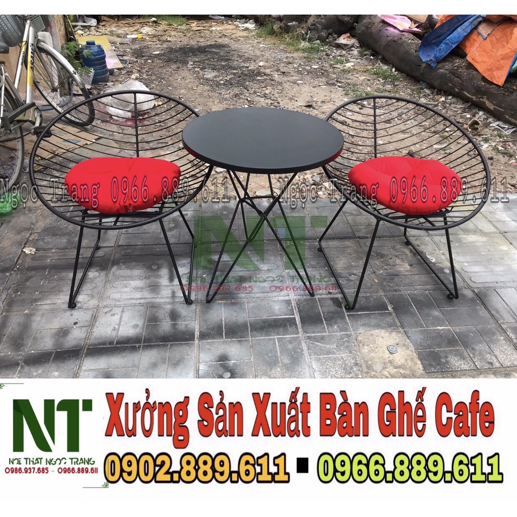 bàn ghế sắt ban công chung cư