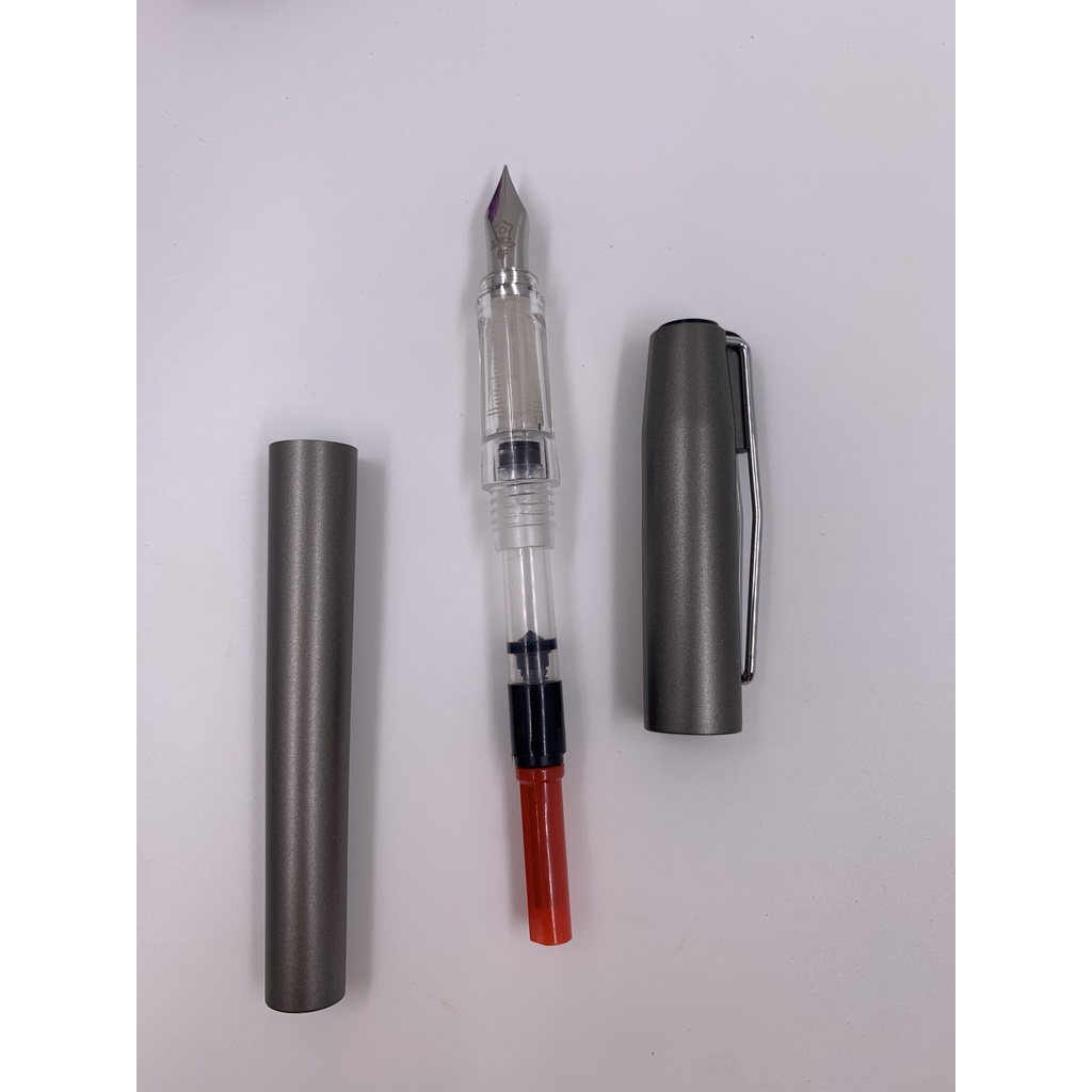 Bút ký, bút máy Montagut