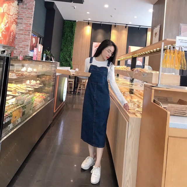 Yếm bò dáng dài cực kì lạ mắt. Kiểu đẹp độc lạ luôn ấy. Dáng xuông ai cũng mặc được luôn. Yếm có size sml cho mọi người.