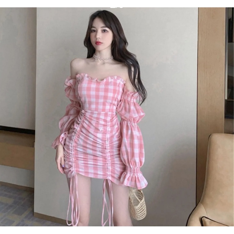 Đầm tay dài trễ vai màu hồng kiểu dáng quyến rũ cho nữ