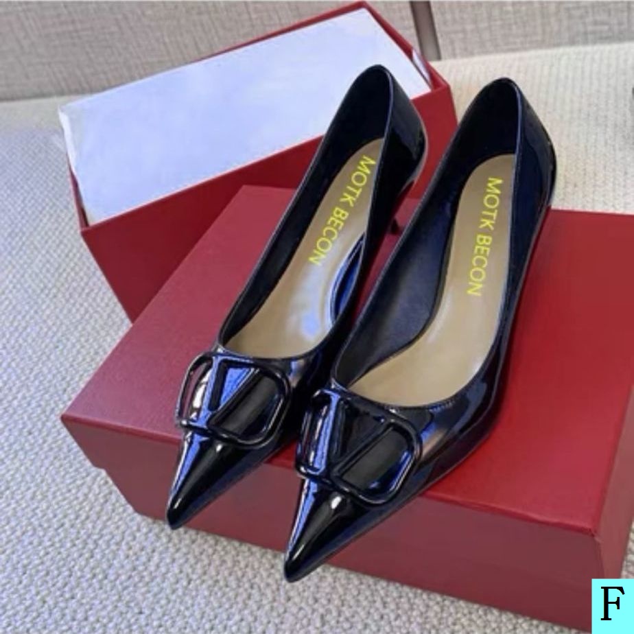 Giày Cao Gót Da Bóng Mũi Nhọn Cài Khóa Chữ V Thời Trang Mùa Xuân 2022 Cho Nữ