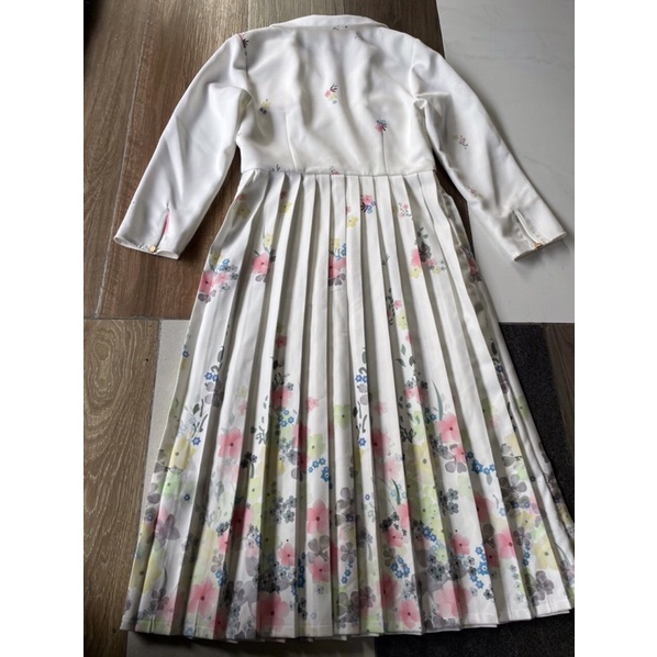 Đầm TED BAKER tươi tắn 🍀🍀🍀