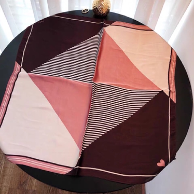 Khăn turban lụa vuông size 70x70cm - Maben
