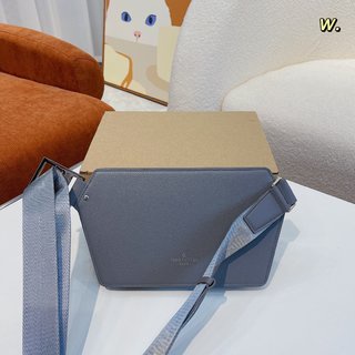 LOUIS VUITTON Túi Đeo Vai Thể Thao In Logo LV Sang Trọng Thời Trang Cho Nữ