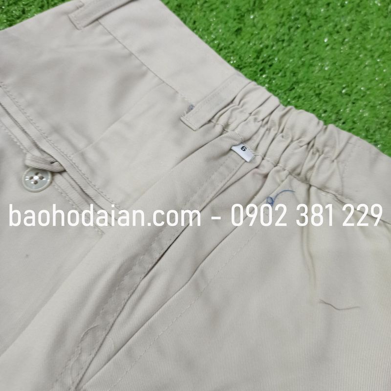 Quần áo bảo hộ lao động vải kaki 31 màu ghi phối đỏ - M04