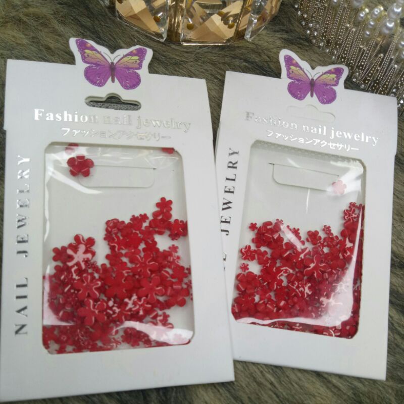 Set charm hoa mai đỏ gắn móng. ( miễn ship )