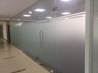 Giấy dán kính mờ ( kt 215x50cm)