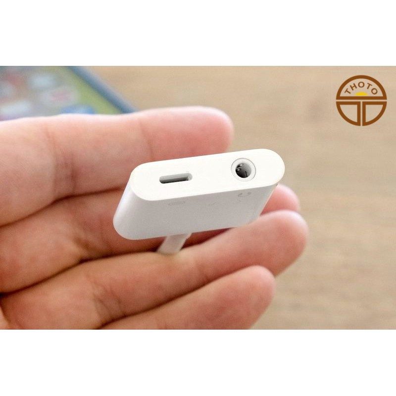 Jack chia cổng sạc + tai nghe IPMH030 kết nối bluetooth,CÓ MIC,cáp chuyển đổi âm thanh sang giắc 3.5 mm
