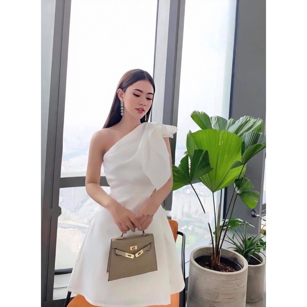 Đầm xoè dự tiệc kiểu lệch vai xếp eo đắp chéo tà (HÀNG CAO CẤP)
