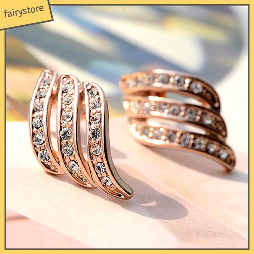 Khuyên Tai Nữ Trang Tạo Hình Độc Đáo