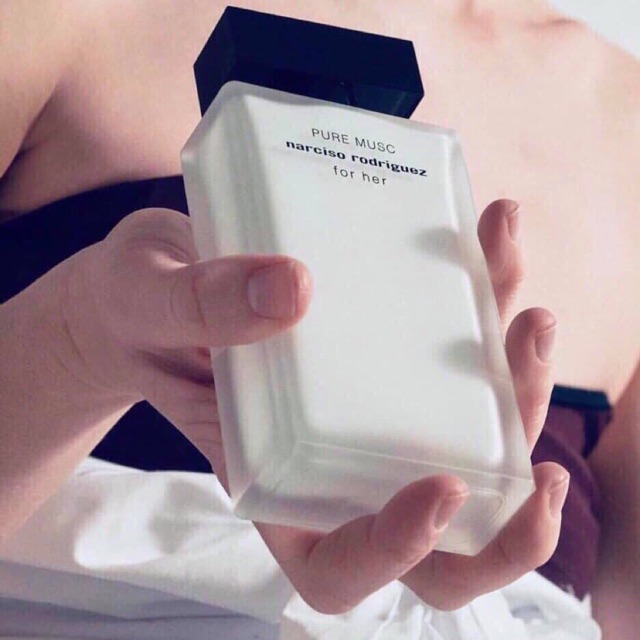 NƯỚC HOA NỮ PURE MUSC FOR HER CỦA HÃNG NARCISO RODRIGUEZ