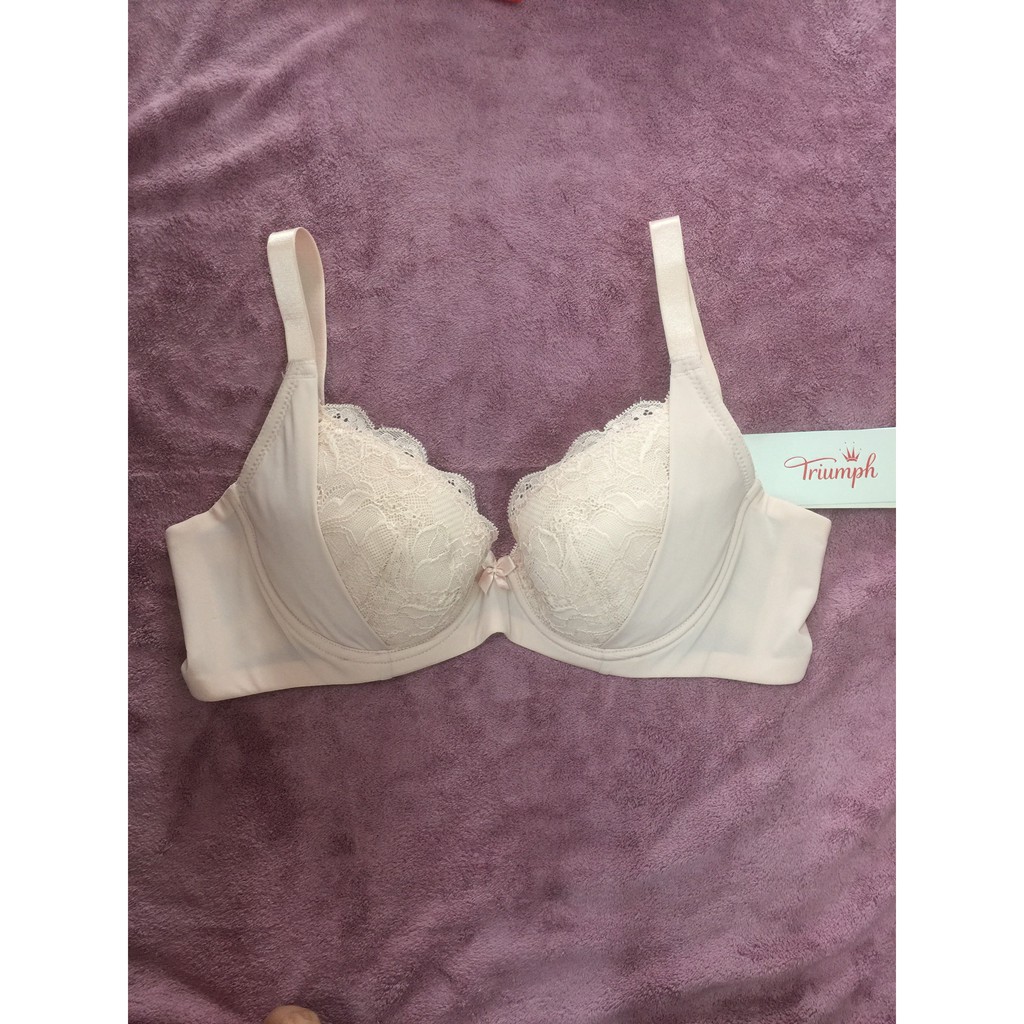 Áo lót nữ Triumph Sculpt Idol Whu- giá gốc 1.039.000đ sale 40%-60%