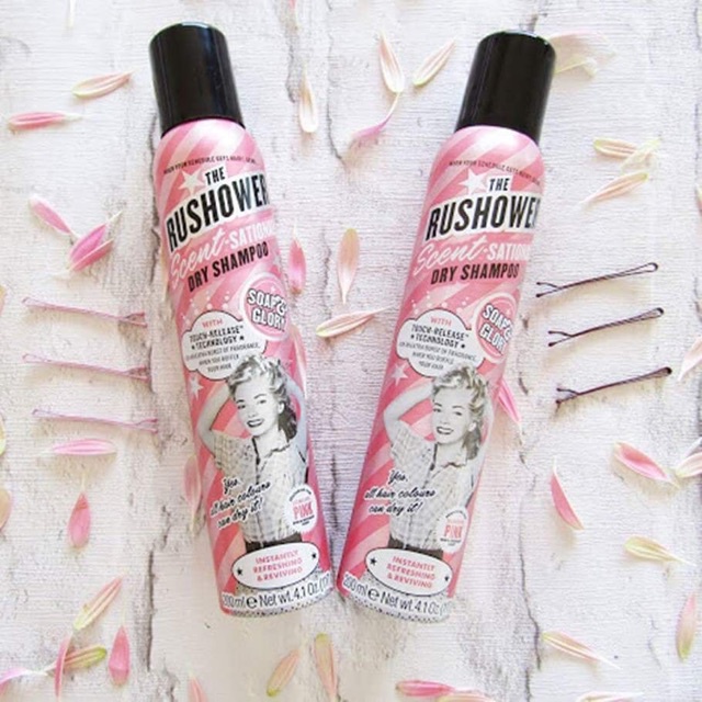 Dầu gội khô THE RUSHOWER SOAP&amp;GLORY DRY SHAMPOO 200ML làm sạch và mái tóc mượt bồng bềnh mua sale tại BOOTS