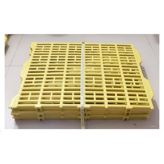 3 Tấm Nhựa Lót Sàn Chuồng Chó, Chuồng Heo, Mèo...Kích thước 40×55x3.5cm Có Thể Ghép Vào Nhau, Màu Vàng