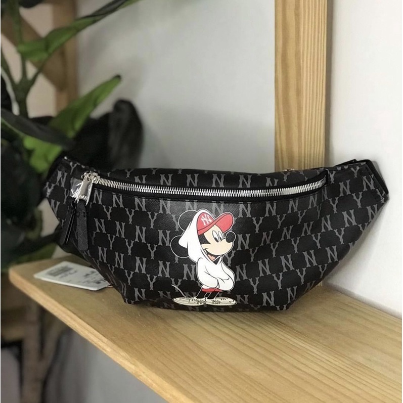 Túi đeo chéo MLB Monogram Hip-Sack New York Yankees 32BGC9111-50L tiệm của Diệu