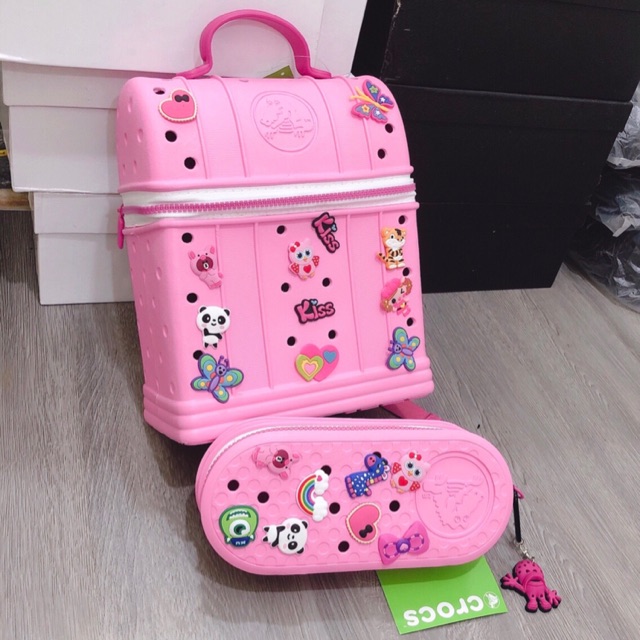 Siêu phẩm balo crocs siêu nhẹ siêu đáng yêu cho các bé