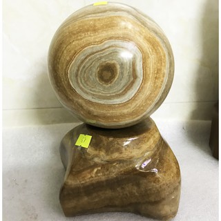 Cầu bi màu trắng vân vàng kim đường kính 13 cm cho người mệnh Thủy và kim nặng 4 kg