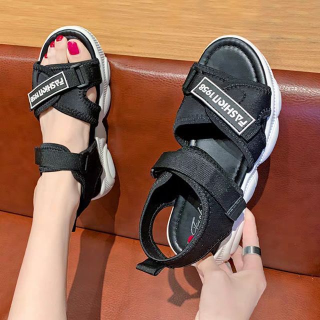 Sandal quai dán đế mặt gấu 2 màu đen kem mới