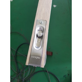 CHỐT ÂM INOX CỬA GỖ VICKINI
