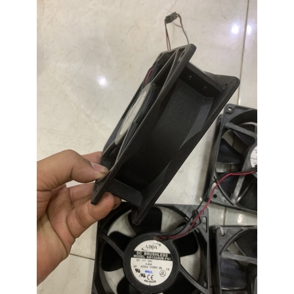 Quạt Adda 24v 0.4A chạy được 12v vuông 12cm