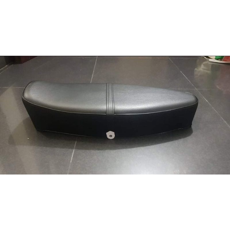 Bọc yên dài vespa cổ