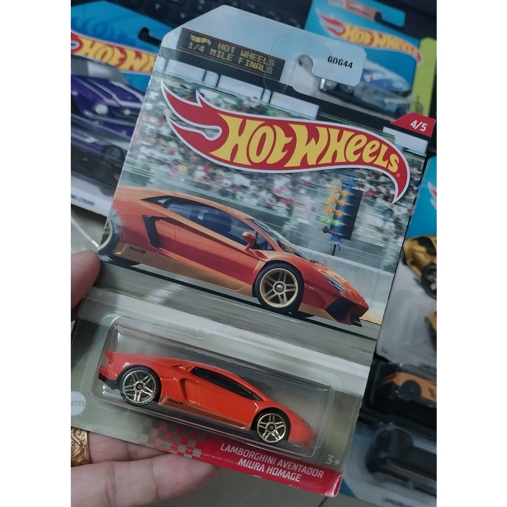 Xe Hotwheels Siêu Xe Lamborghini Aventador Miura Homage (Màu Cam)