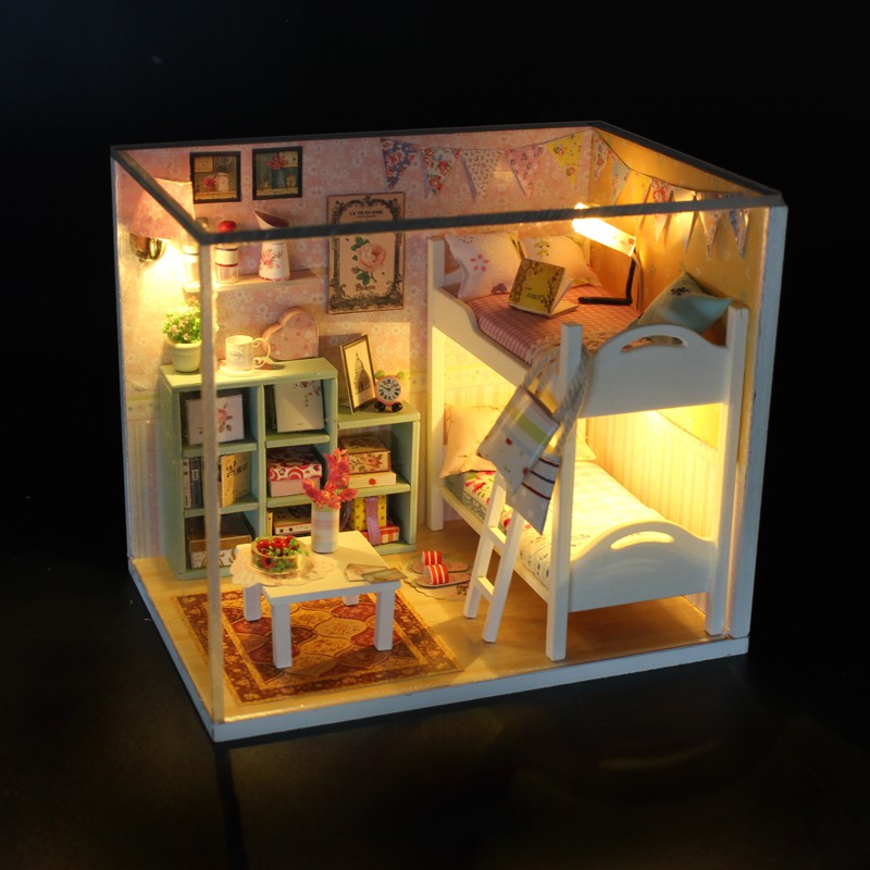 mô hình đồ chơi lắp ráp DIY,dễ thương tinh tế đồ chơi handmake trí tuệ giường đôi bằng gỗ tặng kèm kiếng chống bụi M020