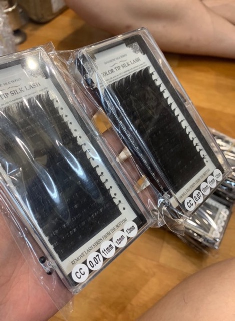 Mi hoa hồng đen hiệu color tip silk lash mix số