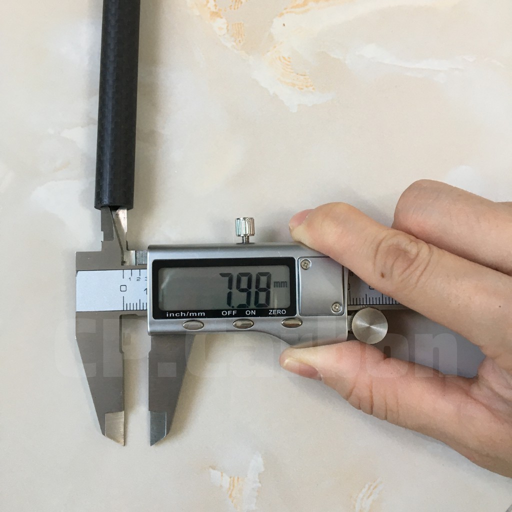 Ống Carbon 3K rỗng dài 1 mét đường kính ngoài 12mm, đường kính trong 8mm