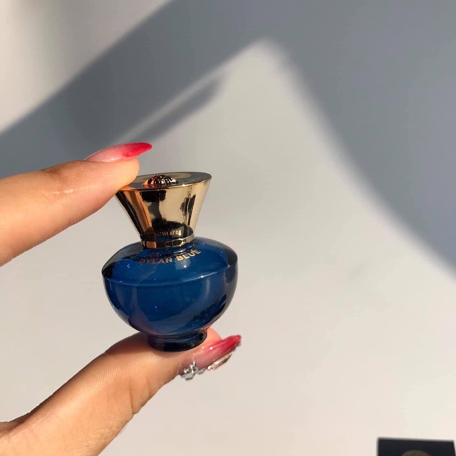 Nước hoa mini VERSACE Dylan Blue Pour Femme EDP 5ml Bom tấn mới nhà Versace dành cho nữ