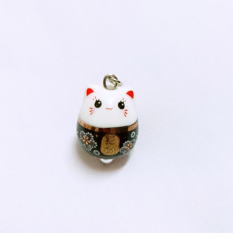 Hạt gốm mèo thần tài Maneki neko may mắn mắt tròn (có sẵn móc treo)