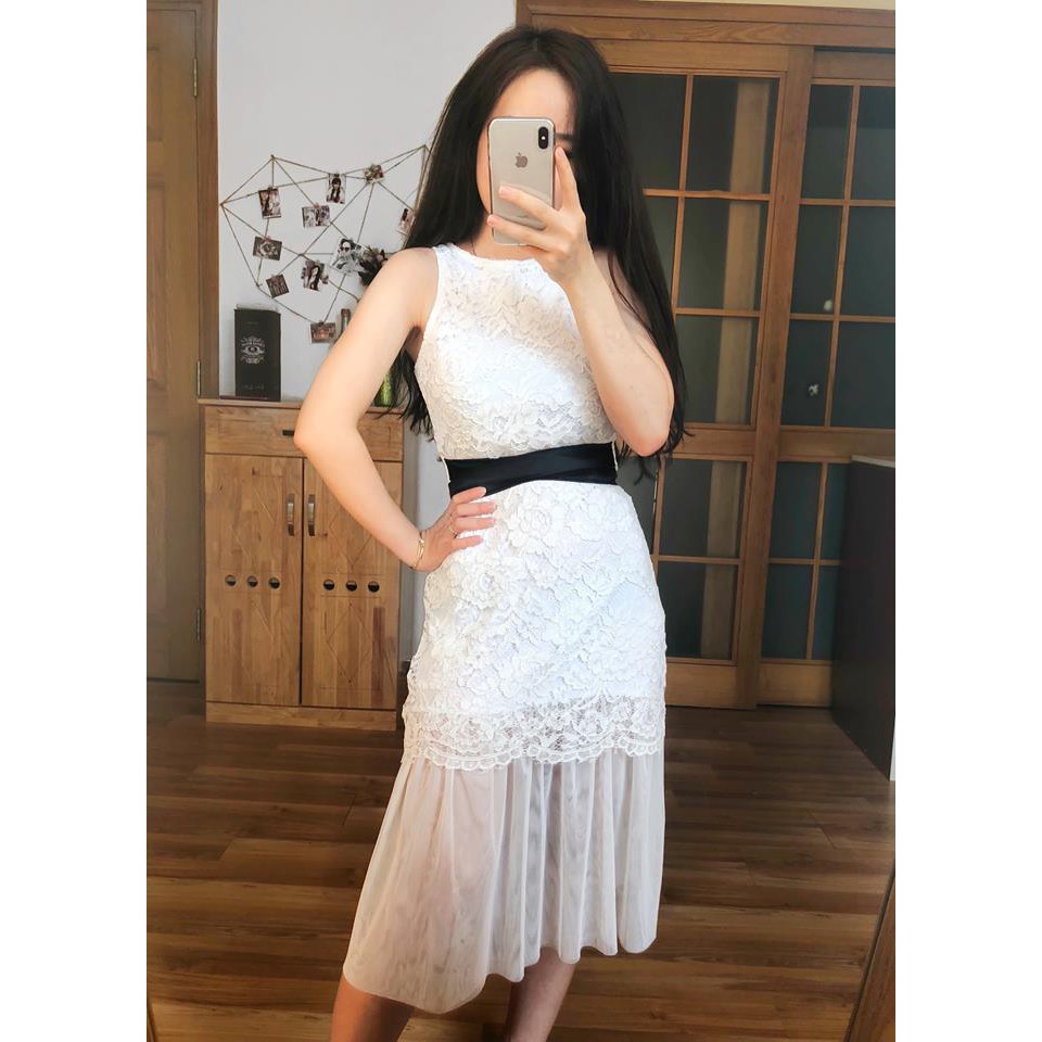 Đầm dự tiệc đầm ren trắng đuôi cá thắt nơ eo | BigBuy360 - bigbuy360.vn
