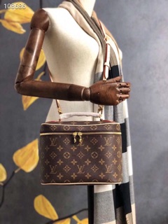 LV cốp super VIP