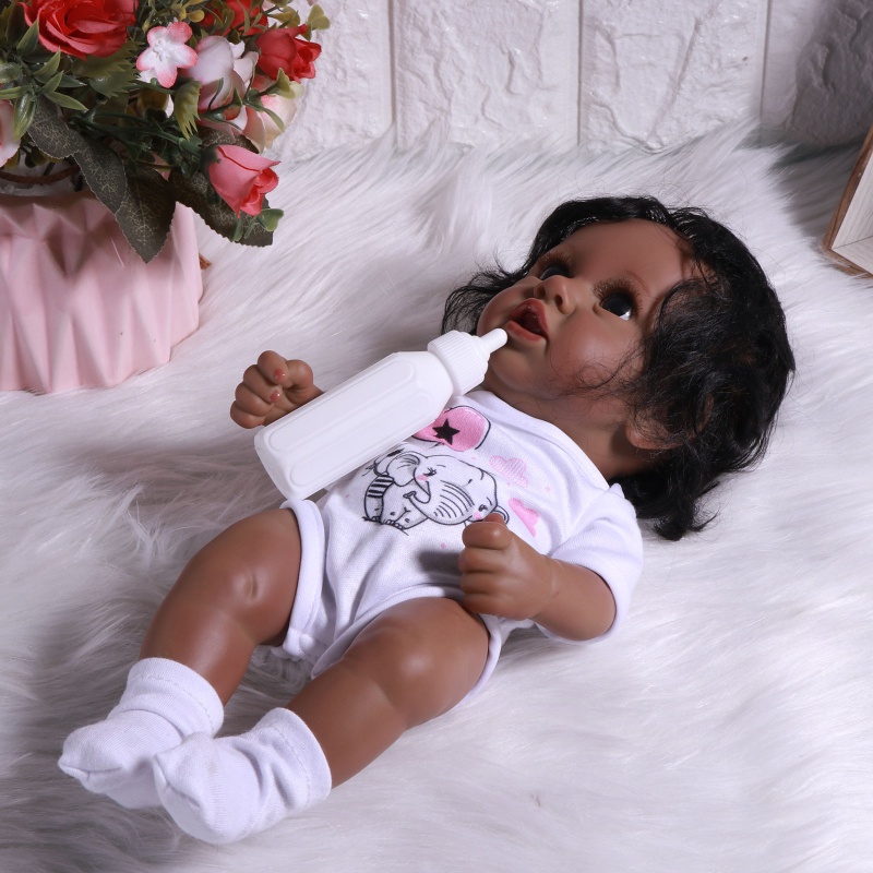 Giường Ngủ Màu Đen Kèm Bình Sữa Độc Đáo Vui Nhộn Cho Bé Sơ Sinh