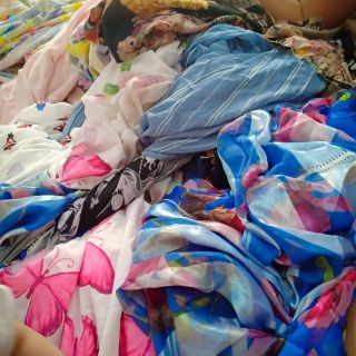 Vải c thu hậu