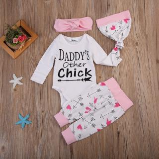 Bộ trang phục 4 món đáng yêu cho bé