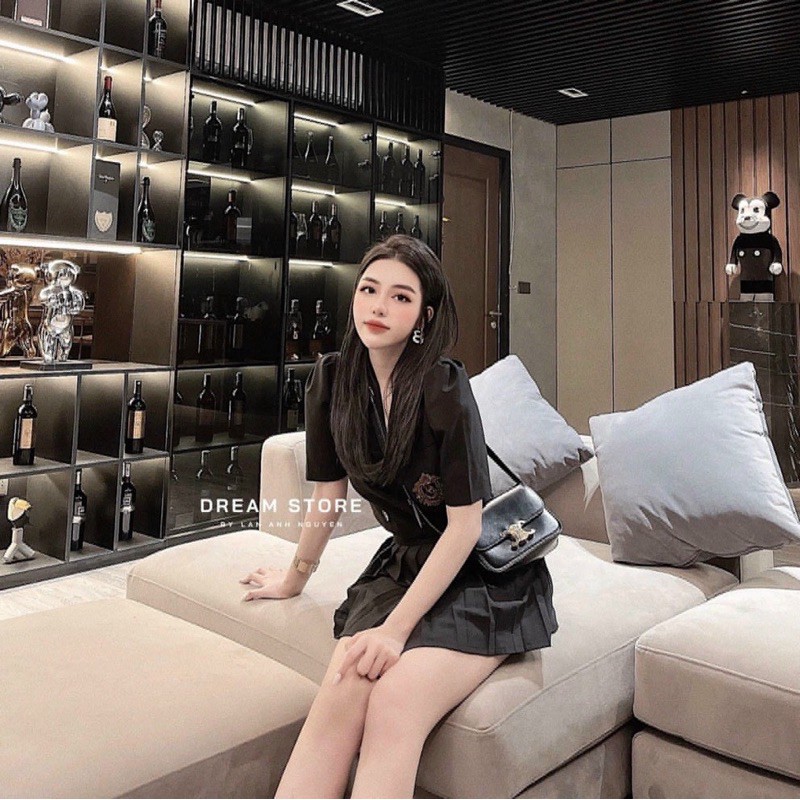 [Mã FAGREEN245 giảm 10% tối đa 30K đơn 99K] sét áo vets crotop mix chân váy ngắn xếp li | BigBuy360 - bigbuy360.vn