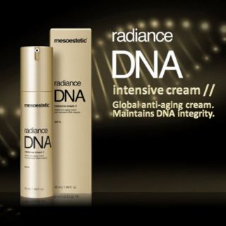 Bộ sản phẩm chống lão hóa da toàn diện Mesoestetic