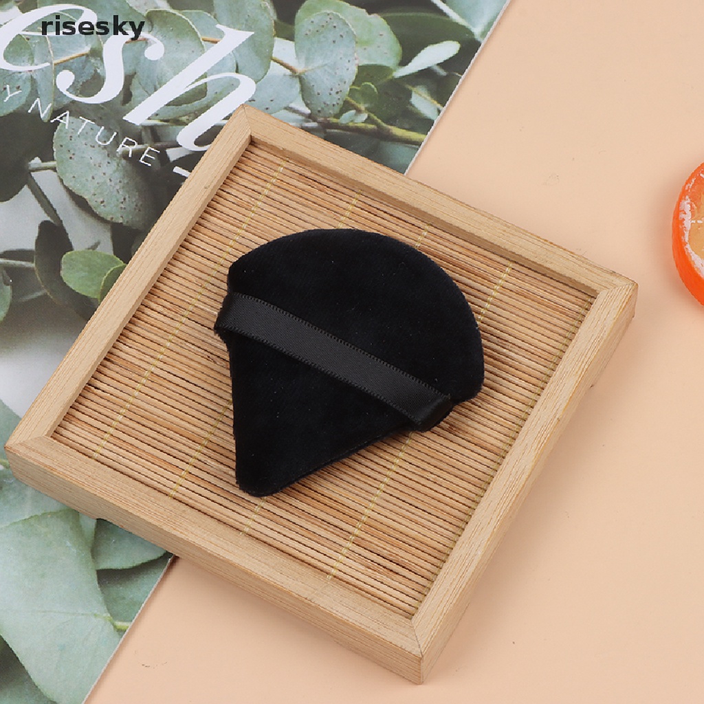Set 2 Mút Trang Điểm Hình Tam Giác Mini Tiện Dụng ♨Trên đó
