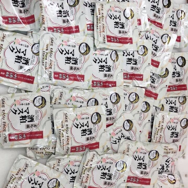 MẶT NẠ BẢ RƯỢU