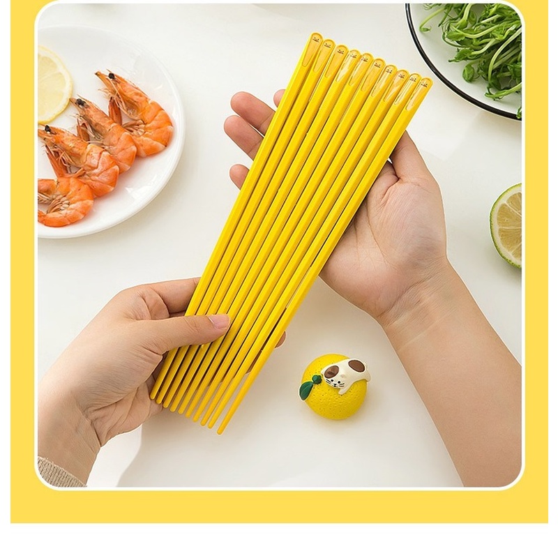 Đũa Hợp Kim Chống Trượt Chịu Nhiệt Cao In Họa Tiết Hoạt Hình Dễ Thương