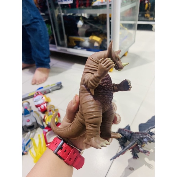 Mô hình Gomoza Kaiju Bandai Ultraman Monster ( Hàng Chính hãng Bandai)