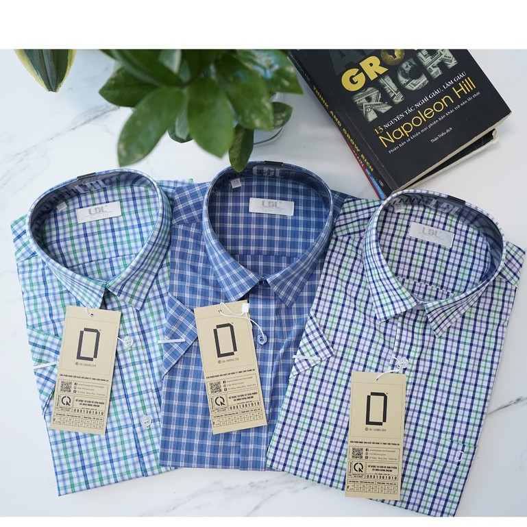 Áo sơ mi nam công sở tay ngắn LDL  họa tiết kẻ sọc với 100% cotton mền mịn,  thoáng mát, kháng khuẩn tốt | BigBuy360 - bigbuy360.vn