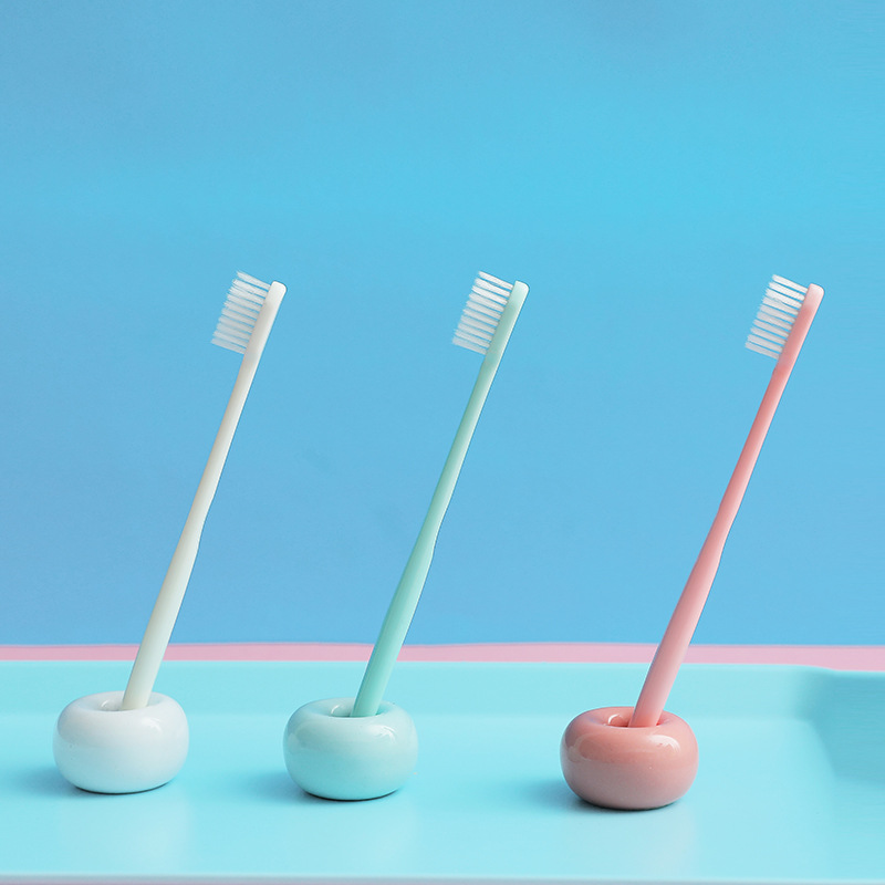 Bộ 10 bàn chải đánh răng than tre mềm mại phong cách Hàn Quốc dành cho người lớn