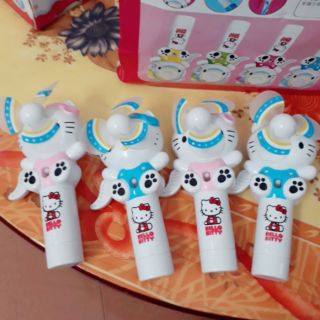 Quạt cầm tay bấm cót.