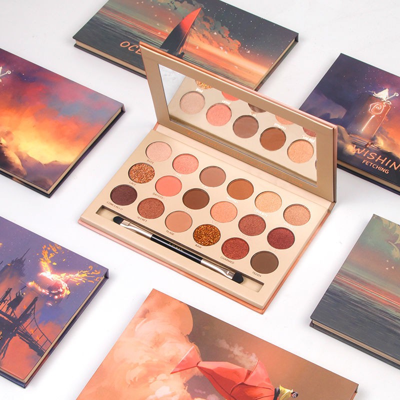 Phấn mắt PETCHING  bảng 18 màu sắc,  thiết kế bắt mắt của thế giới cổ tích. | BigBuy360 - bigbuy360.vn