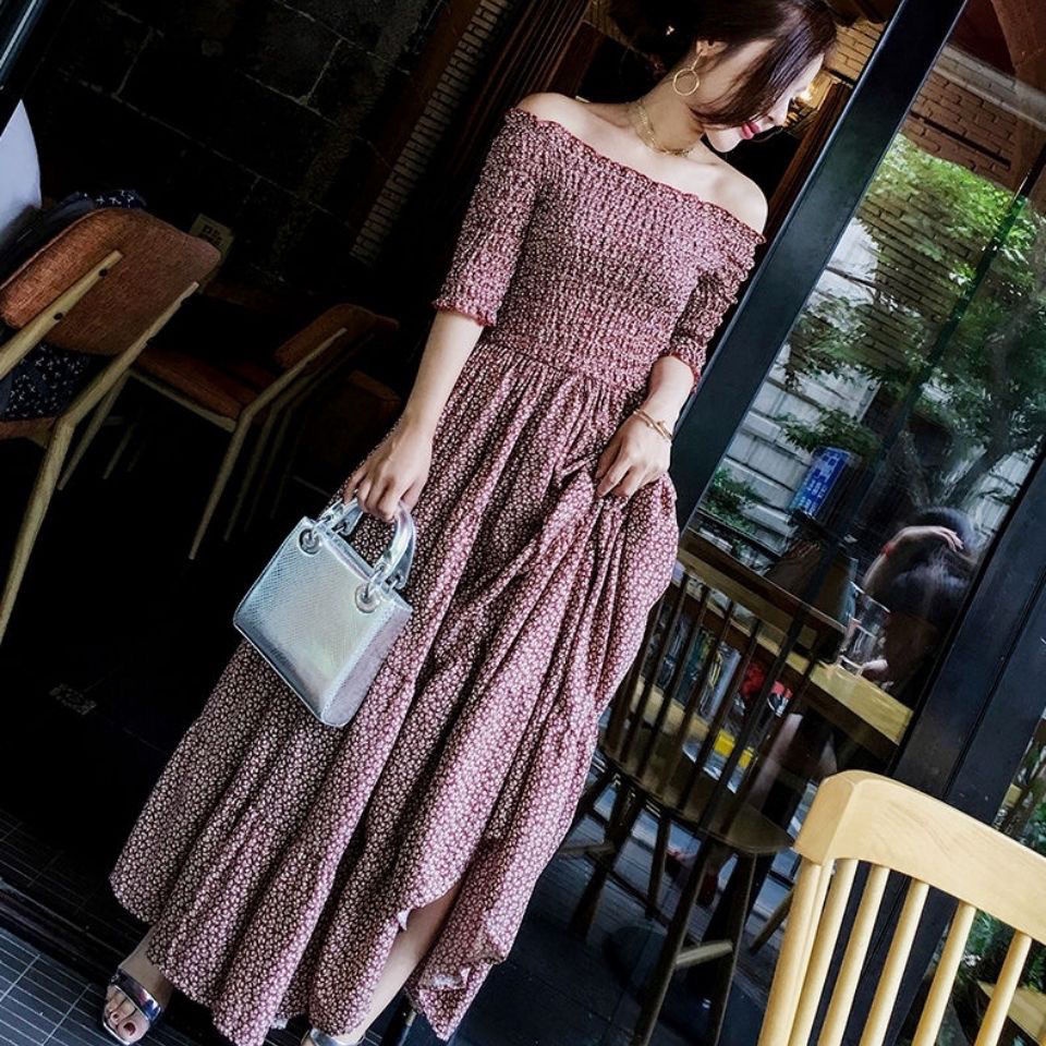 Đầm Maxi Chất Chiffon Hoạ Tiết Hoa Thiết Kế Trễ Vai Nữ Tính